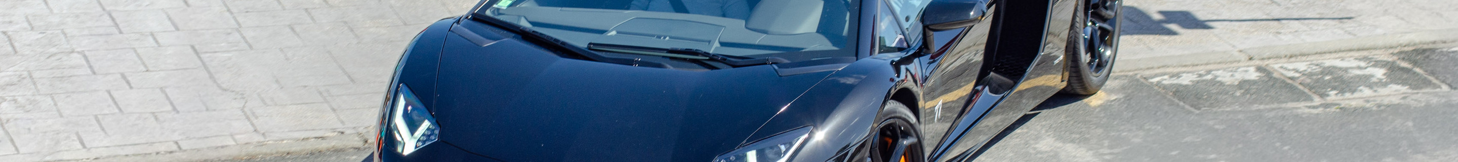 Lamborghini Aventador LP700-4