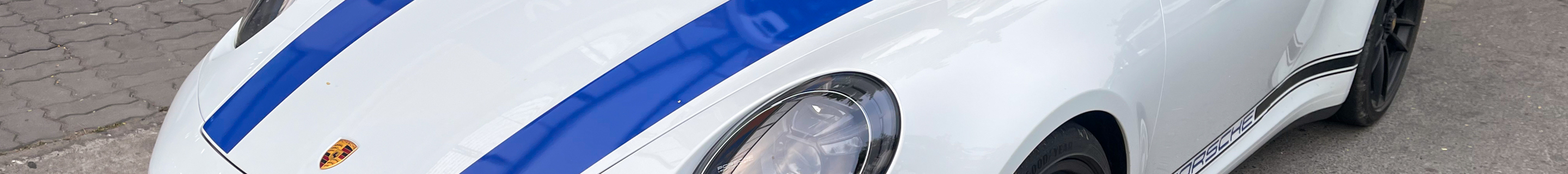 Porsche 992 Carrera 4 GTS MkI