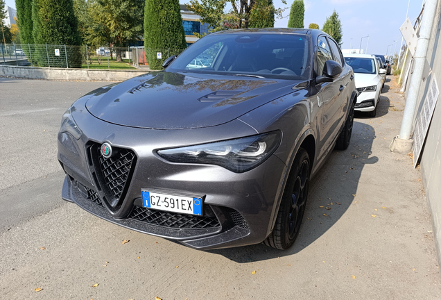 Alfa Romeo Stelvio Quadrifoglio 2023