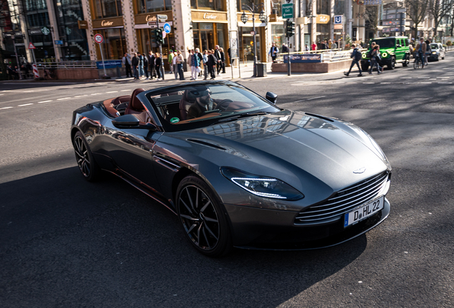 Aston Martin DB11 V8 Volante
