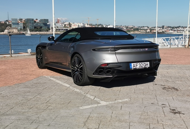 Aston Martin DBS Superleggera Volante