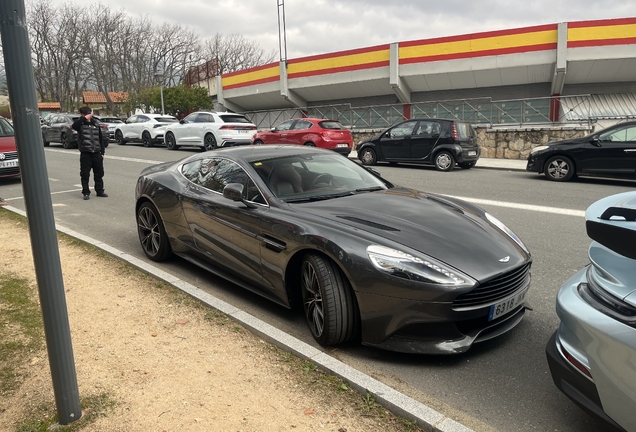 Aston Martin Vanquish 2013