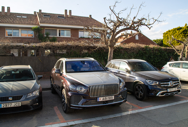 Bentley Bentayga Azure 2024