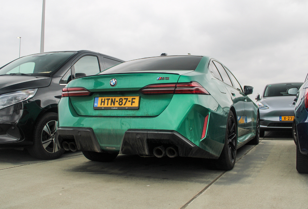 BMW M5 G90
