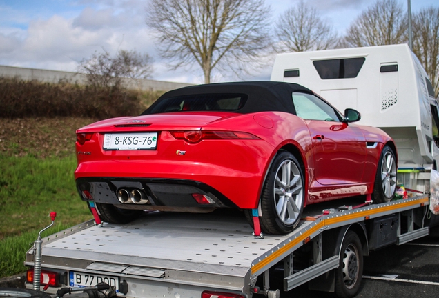 Jaguar F-TYPE S Convertible