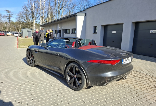 Jaguar F-TYPE S Convertible