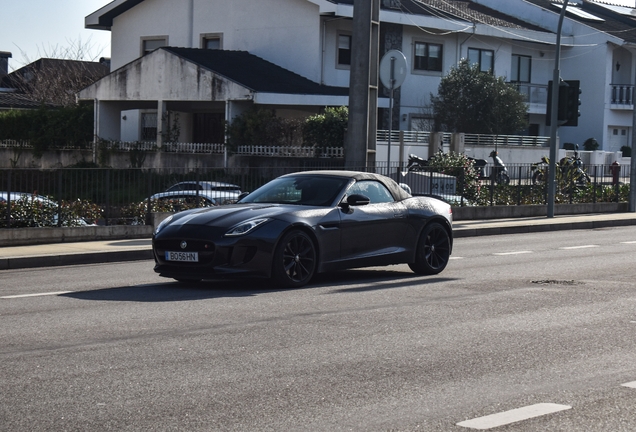 Jaguar F-TYPE S Convertible