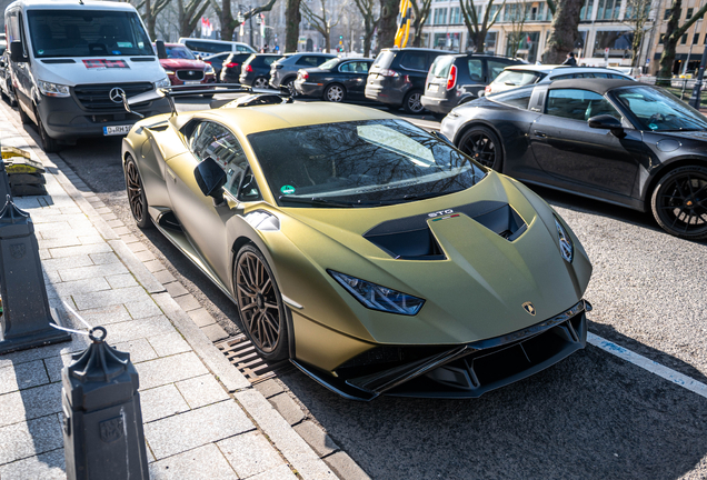 Lamborghini Huracán LP640-2 STO