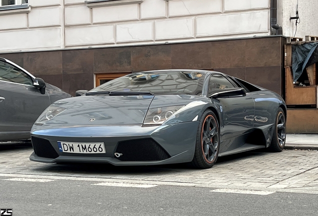 Lamborghini Murciélago LP640