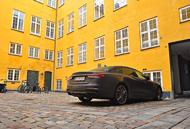 Maserati Quattroporte Trofeo