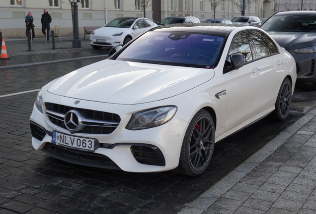 Mercedes-AMG E 63 S W213