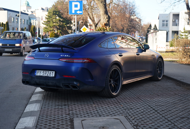 Mercedes-AMG GT 63 S X290