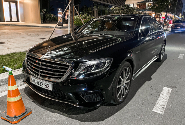 Mercedes-AMG S 63 V222