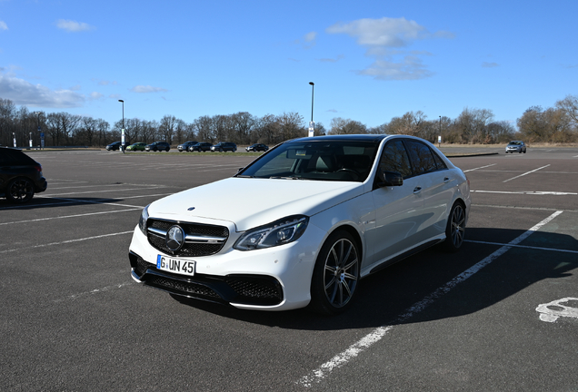 Mercedes-Benz E 63 AMG S W212