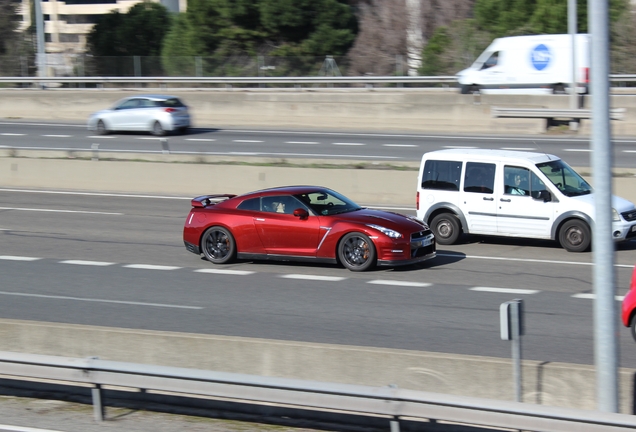 Nissan GT-R 2014