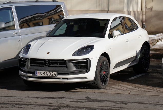 Porsche 95B Macan GTS MkIII