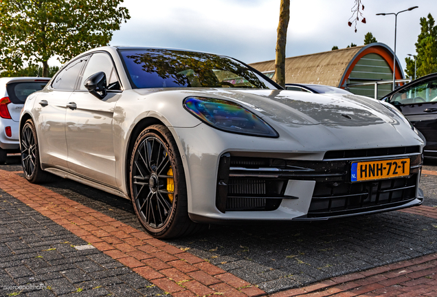 Porsche 972 Panamera Turbo S E-Hybrid