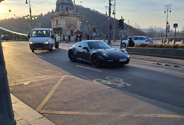 Porsche 992 Carrera 4S MkI