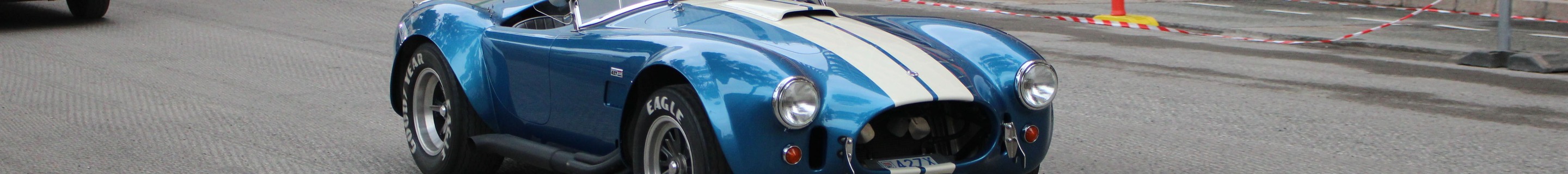 AC Cobra 427
