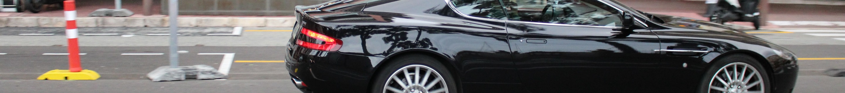 Aston Martin DB9