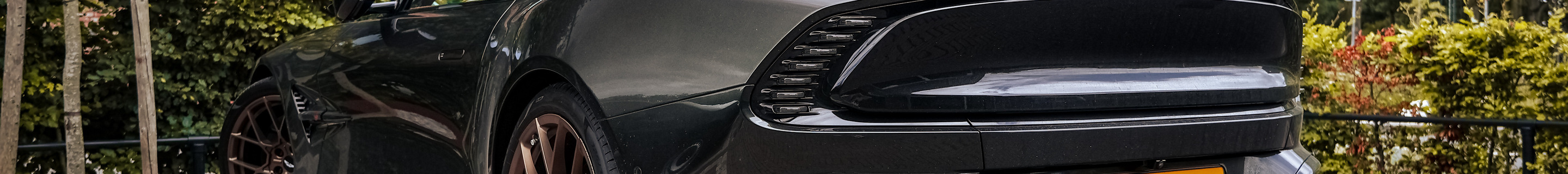 Aston Martin Vanquish 2025