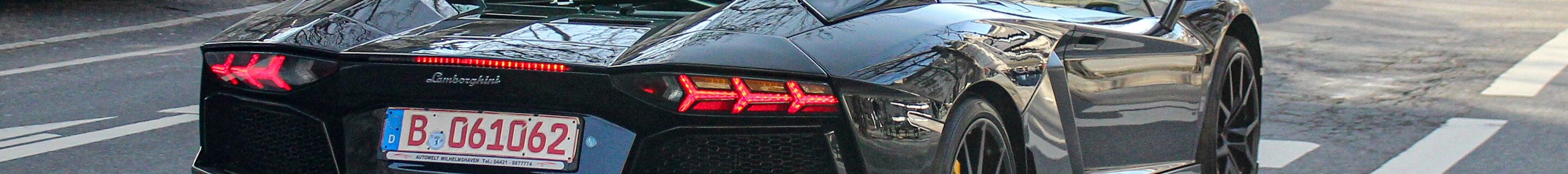 Lamborghini Aventador LP700-4