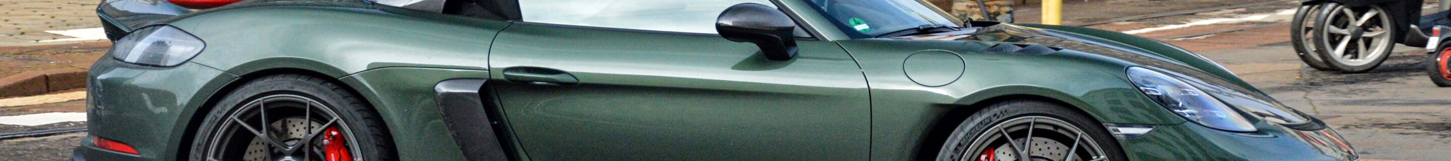 Porsche 718 Spyder RS Weissach Package