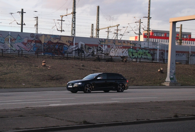 Audi RS4 Avant B8