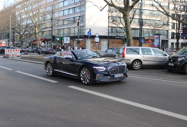 Bentley Continental GTC Mulliner 2025