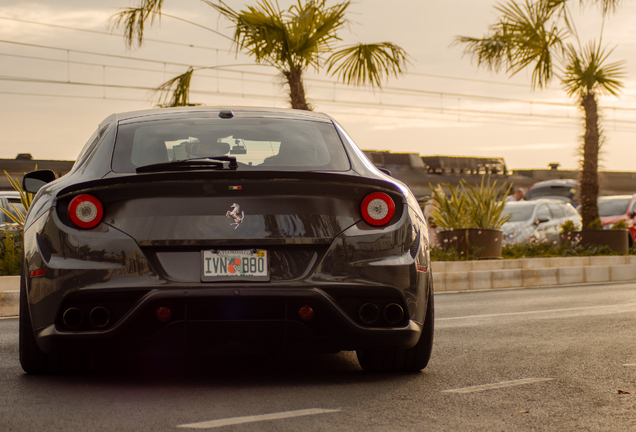 Ferrari FF