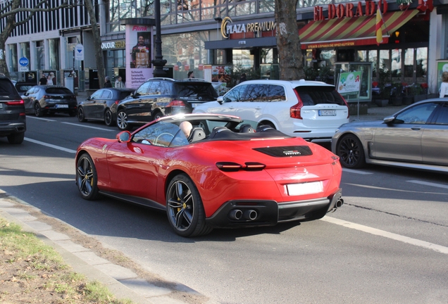 Ferrari Roma Spider
