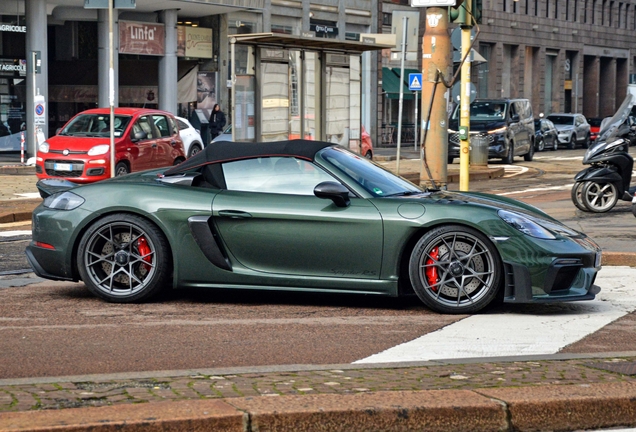 Porsche 718 Spyder RS Weissach Package