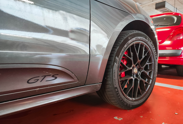 Porsche 95B Macan GTS MkI