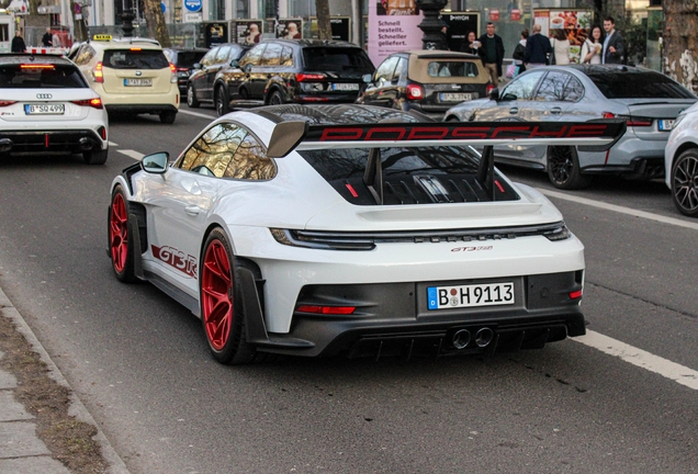 Porsche 992 GT3 RS MkI Weissach Package