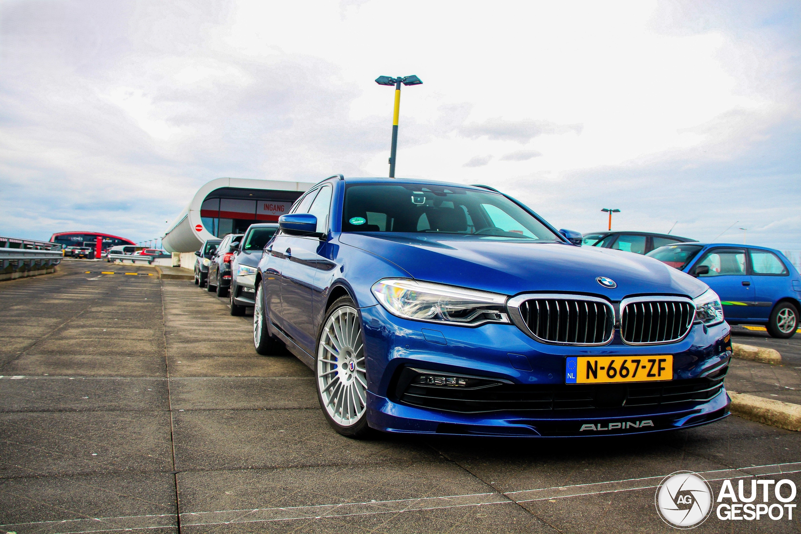 Alpina B5 BiTurbo Touring 2017