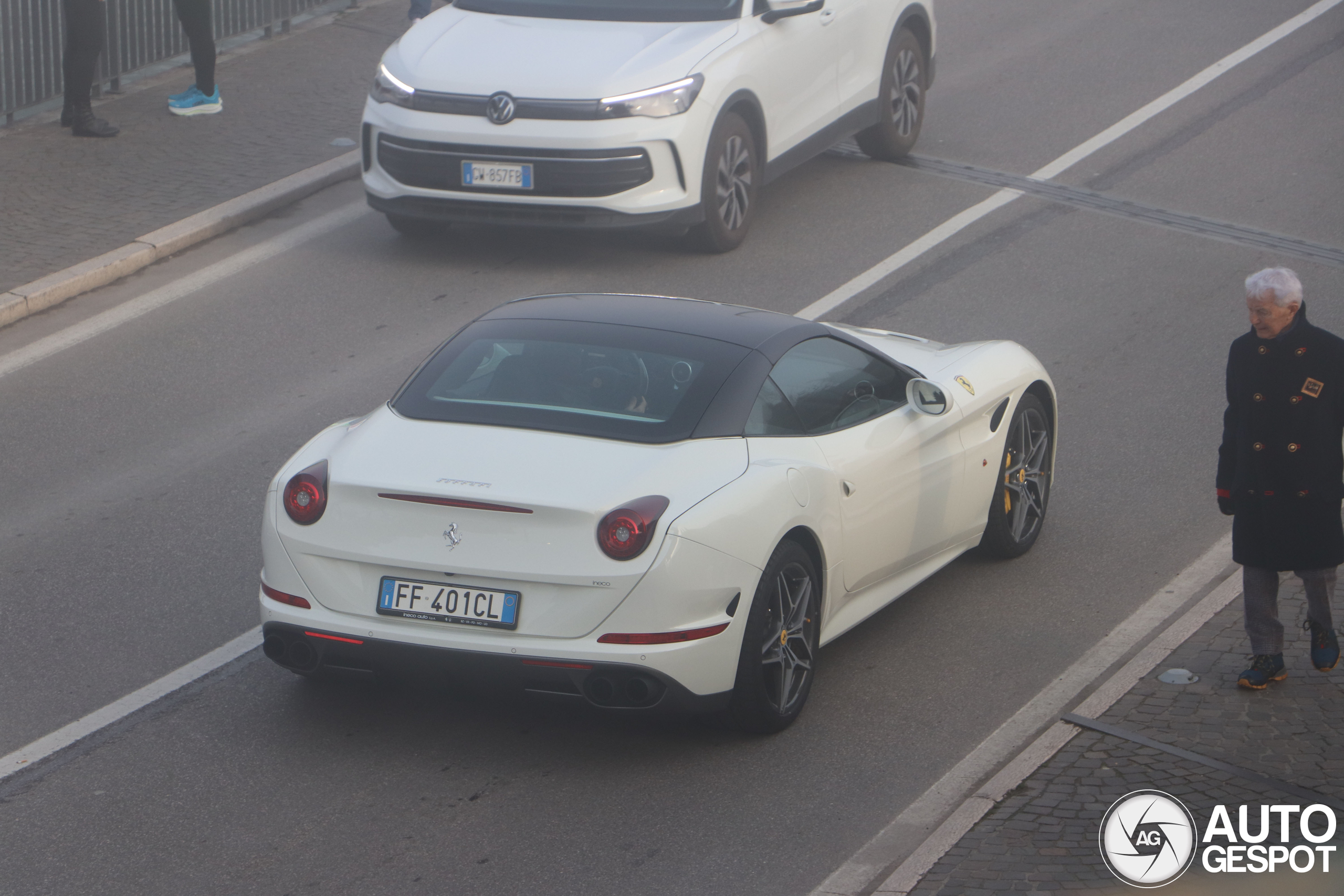 Ferrari California T
