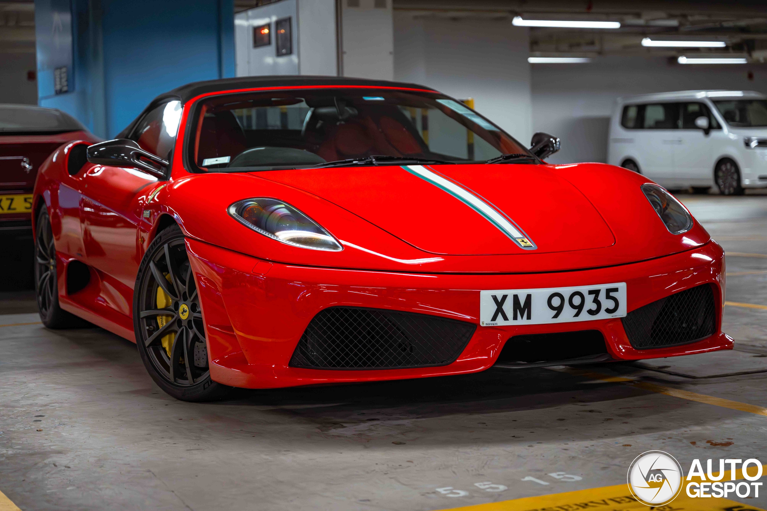 Ferrari Scuderia Spider 16M