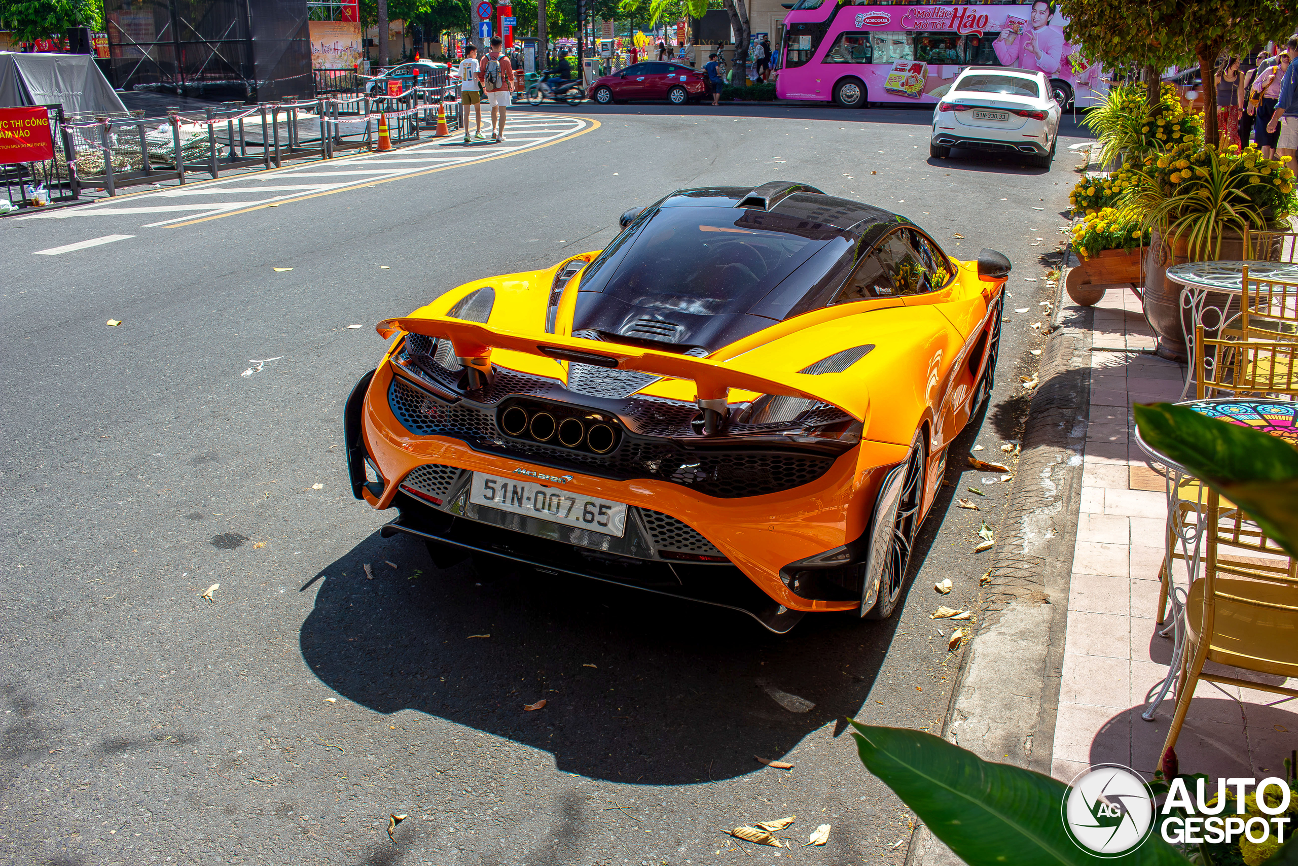 McLaren 765LT Novitec