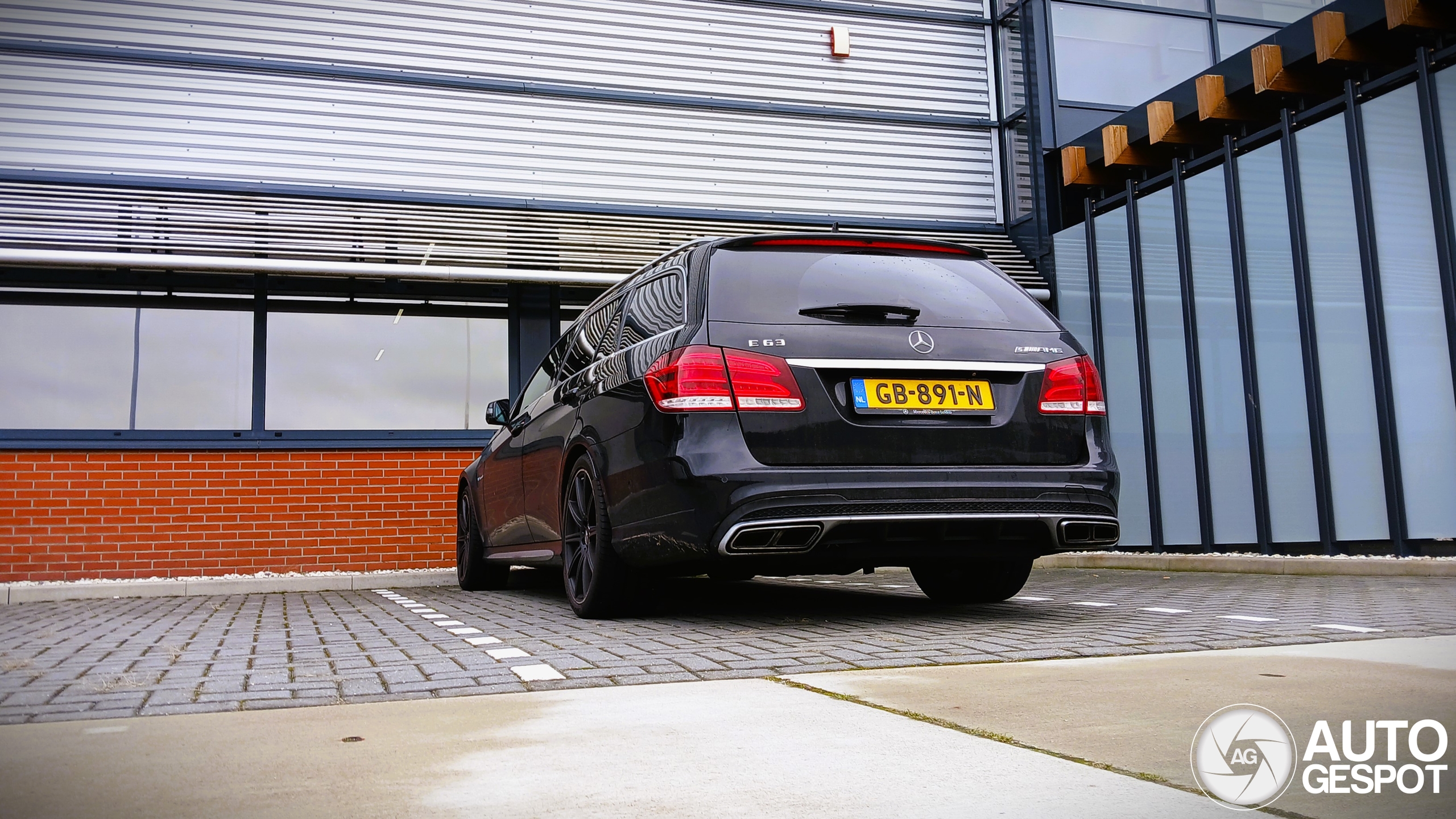 Mercedes-Benz E 63 AMG S Estate S212