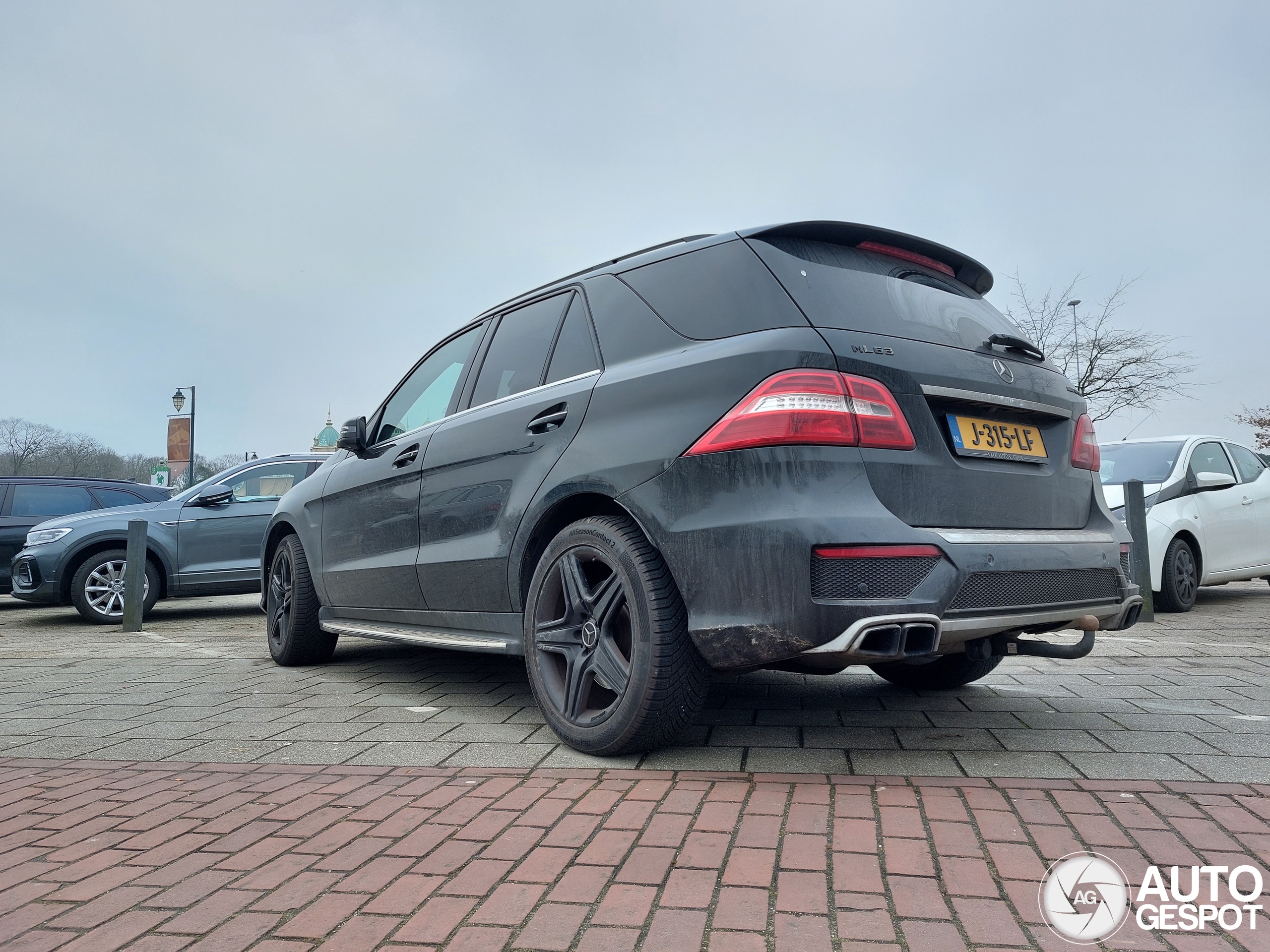 Mercedes-Benz ML 63 AMG W166