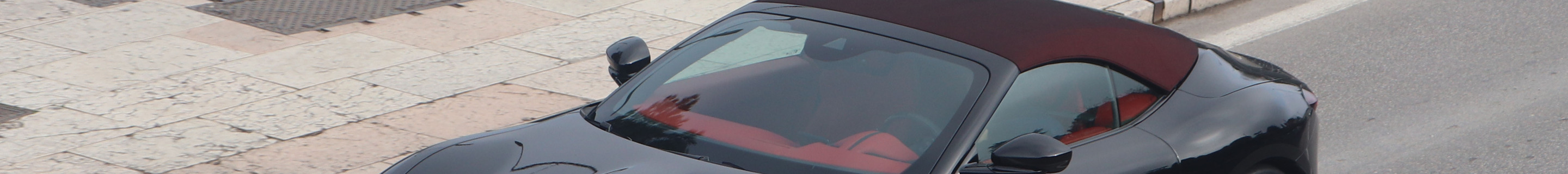 Ferrari Roma Spider