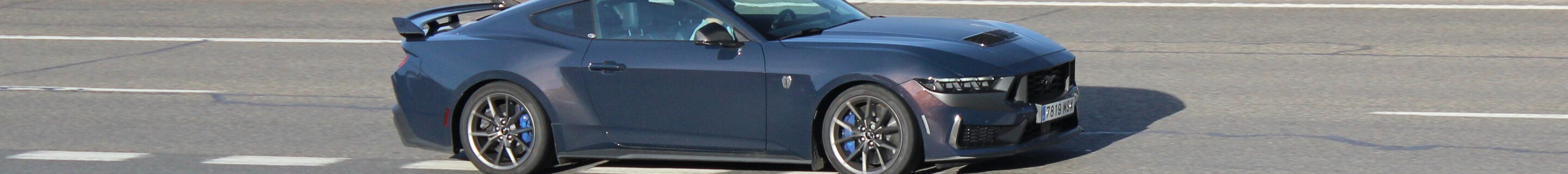 Ford Mustang Dark Horse 2024