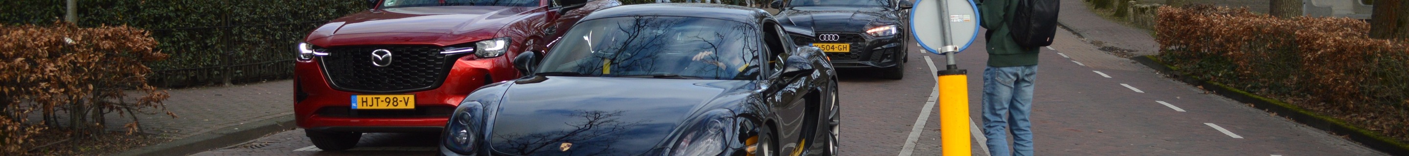 Porsche 981 Cayman GT4