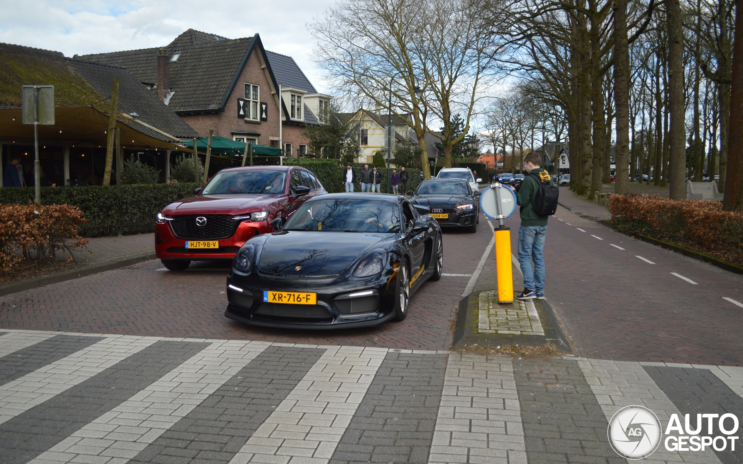 Porsche 981 Cayman GT4
