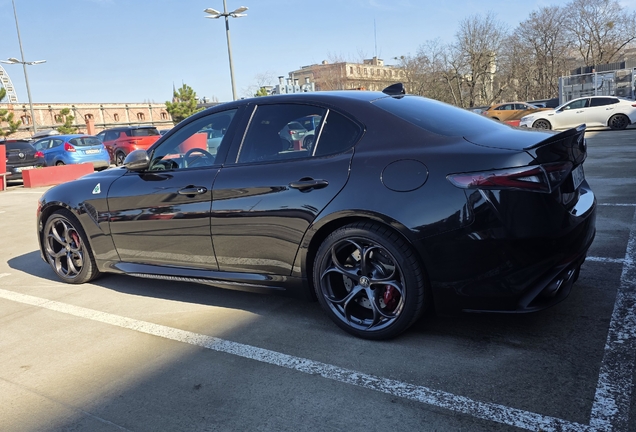 Alfa Romeo Giulia Quadrifoglio 2023