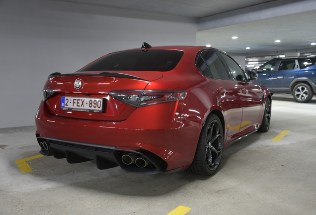 Alfa Romeo Giulia Quadrifoglio 2023