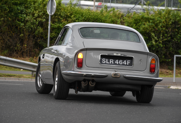 Aston Martin DB6 MKI