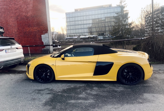 Audi R8 V10 Spyder 2016