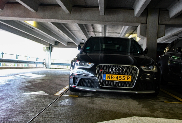 Audi RS4 Avant B8