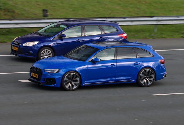 Audi RS4 Avant B9
